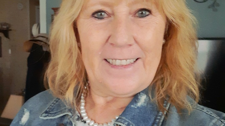 Logo for Single and Senior Sisters - Beverly Stevens