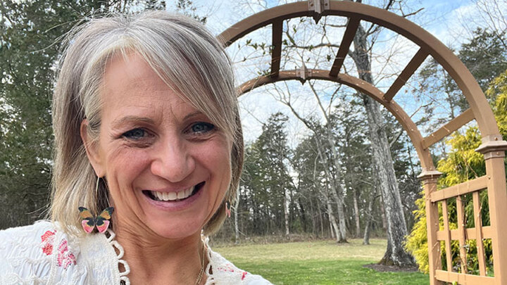 Logo for Rest and Renewal | Denise