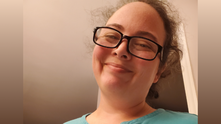 Logo for Stitch 'n Sip | Noelle