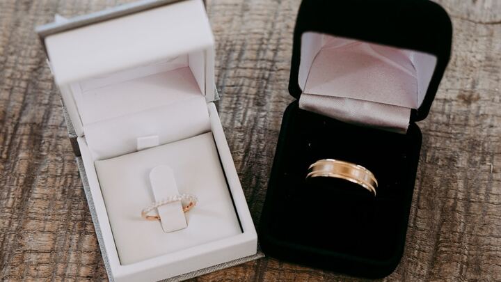 Logo for Married Small Group- Toronto