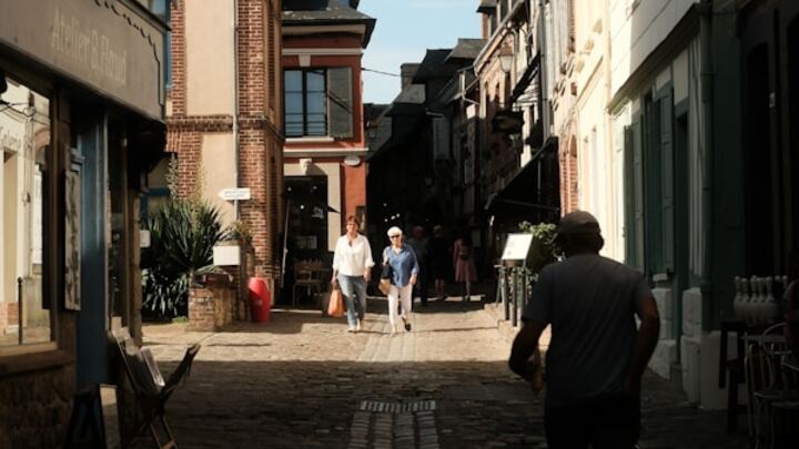 Logo for Taking It to the Streets