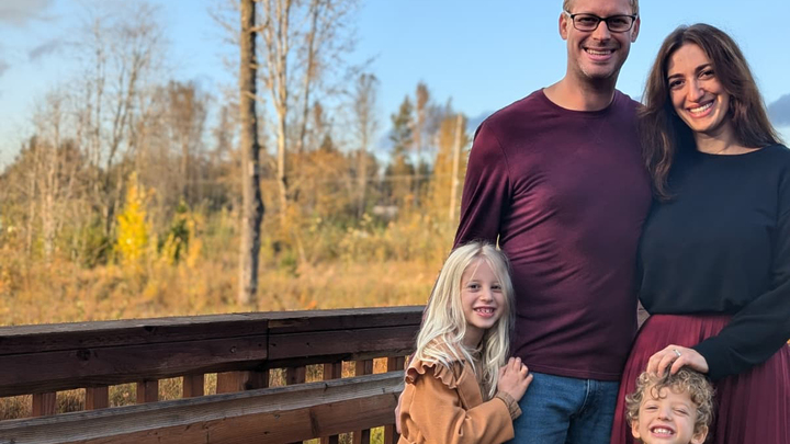 Logo for Marrieds - Tim & Mirela Strickland