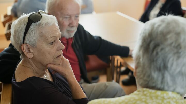 Logo for Finishing Strong Bible Study