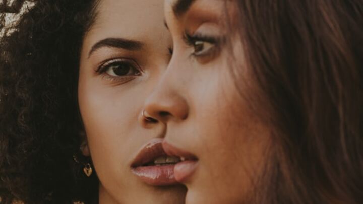 Logo for Emotionally Healthy Woman