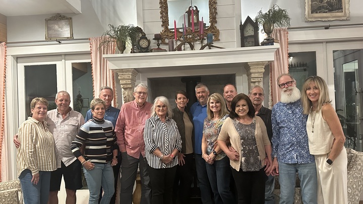 Logo for Bart & Mollie Roberts Empty Nesters Group