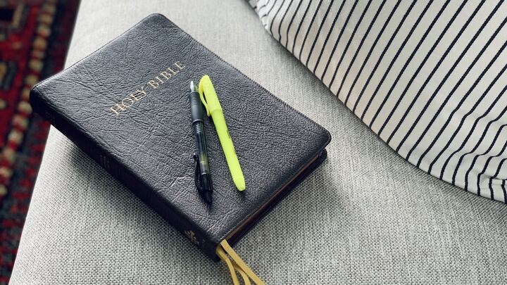 Logo for Eigen's Empty Nesters and Married Couples Group