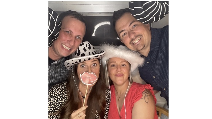 Logo for 18–22(ish) / College-Years in Kirkland (Sanchezes / Bothels)