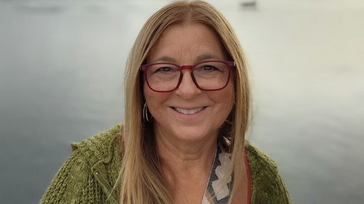 Logo for Tables of 8 ~ Jean Ann Acree