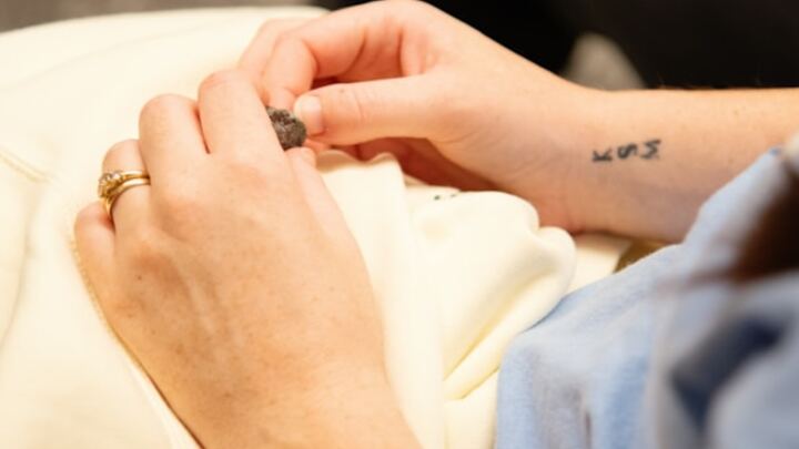 Logo for Pins and Needles Sewing Group