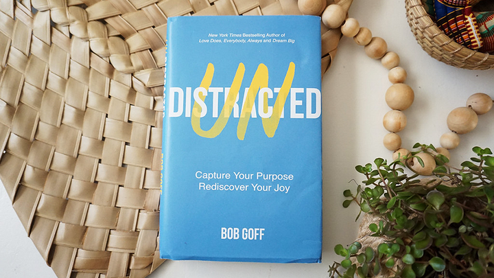 Logo for "Undistracted" by Bob Goff