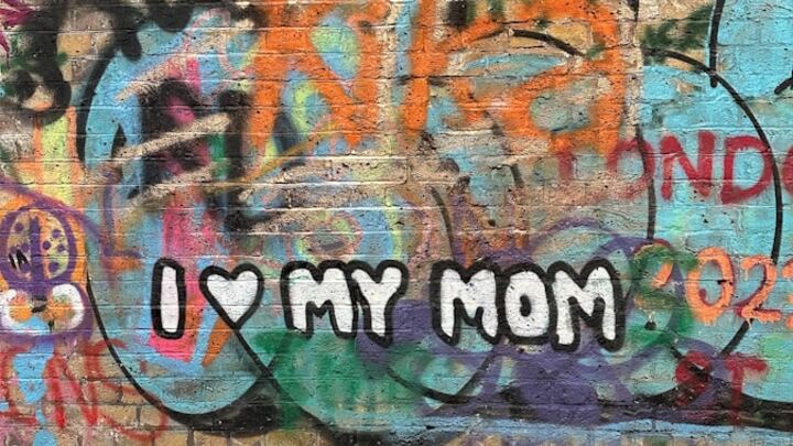 Logo for Wednesday Moms
