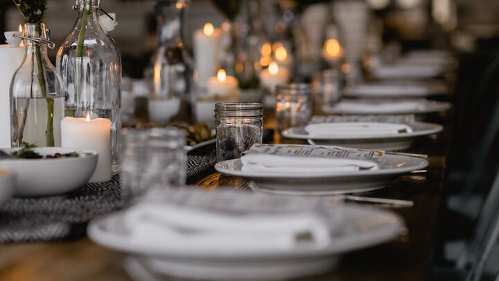 Logo for Dinner with Friends - Supper Club