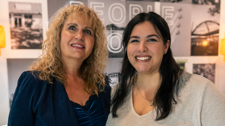 Logo for Thursday - Learning Spanish with a Mission