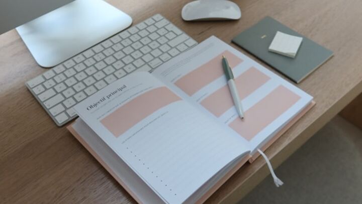 Logo for Grit, Grace & Growth // Women