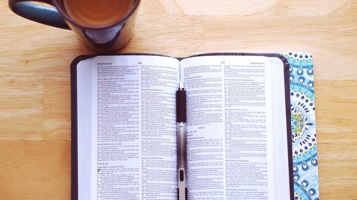Logo for Women's Bible Study