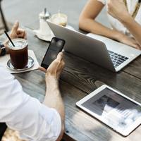 Finanzen und Verwaltung L