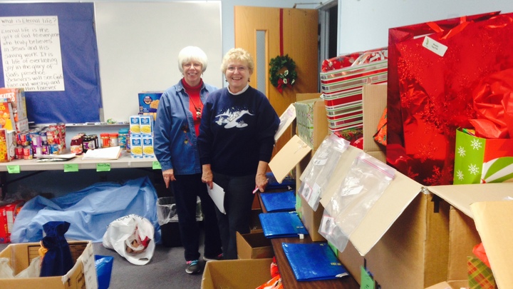 Logo for Giving Tree