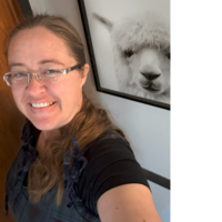 Logo for Naomi Tapper Group