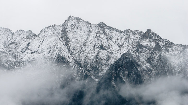 Logo for Band of Brothers Men's Ministry