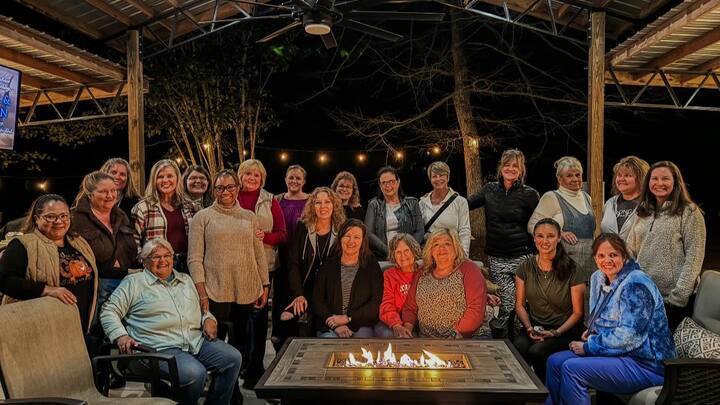 Logo for Women at the Well Life Group (Debbie Whiteted)