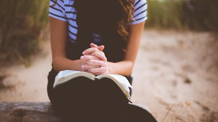 Logo for Women’s Intercessory Prayer