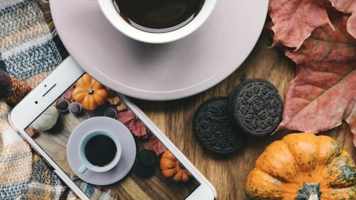 Logo for SHE Women 2 Women Friday Mornings