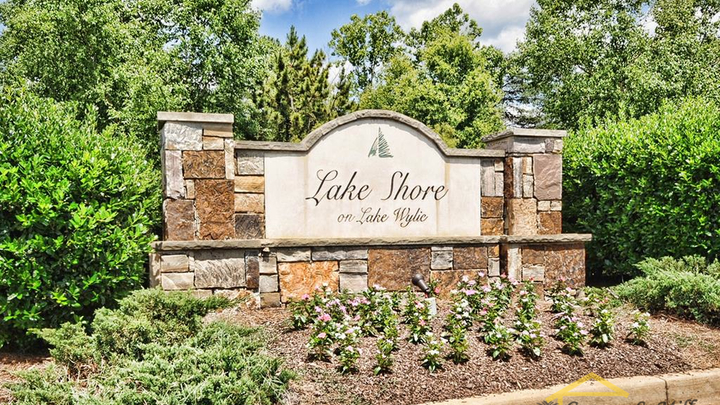 Logo for Lake Shore 01